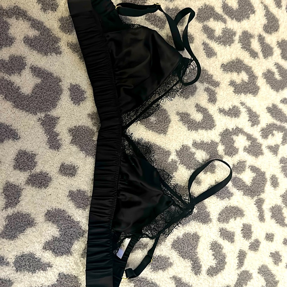 2 for $10 Layered with lace black trim bra in size small